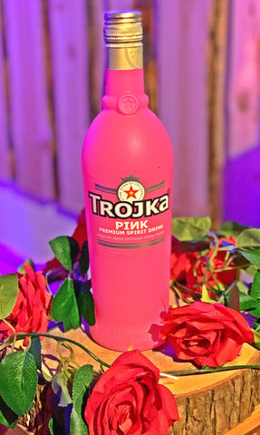 TROJKA Vodka PINK 0.7l